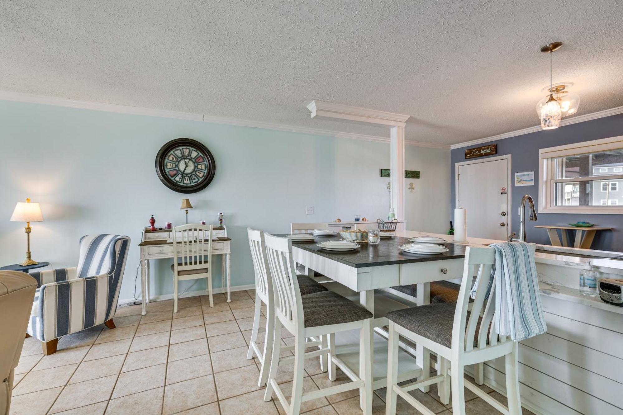Steps To The Beach Oceanfront Condo With Lanai! ノース・トップセール・ビーチ エクステリア 写真