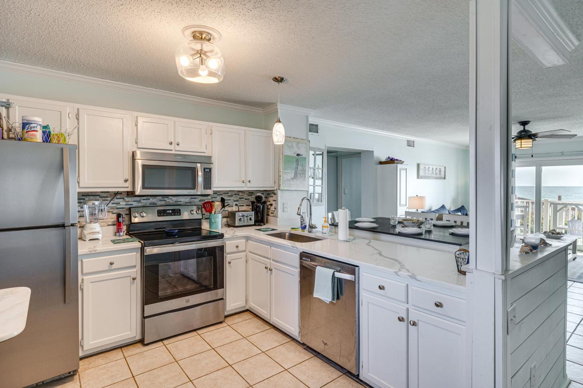 Steps To The Beach Oceanfront Condo With Lanai! ノース・トップセール・ビーチ エクステリア 写真