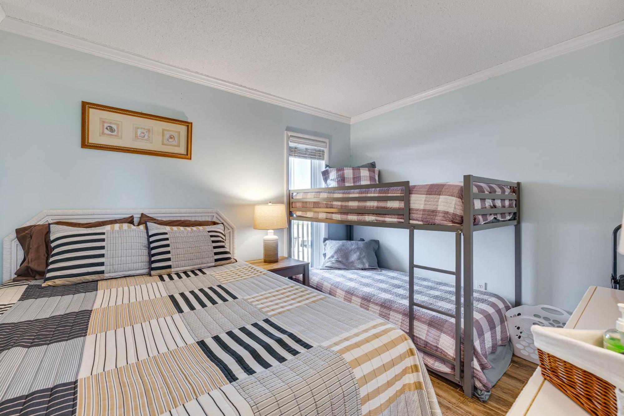 Steps To The Beach Oceanfront Condo With Lanai! ノース・トップセール・ビーチ エクステリア 写真