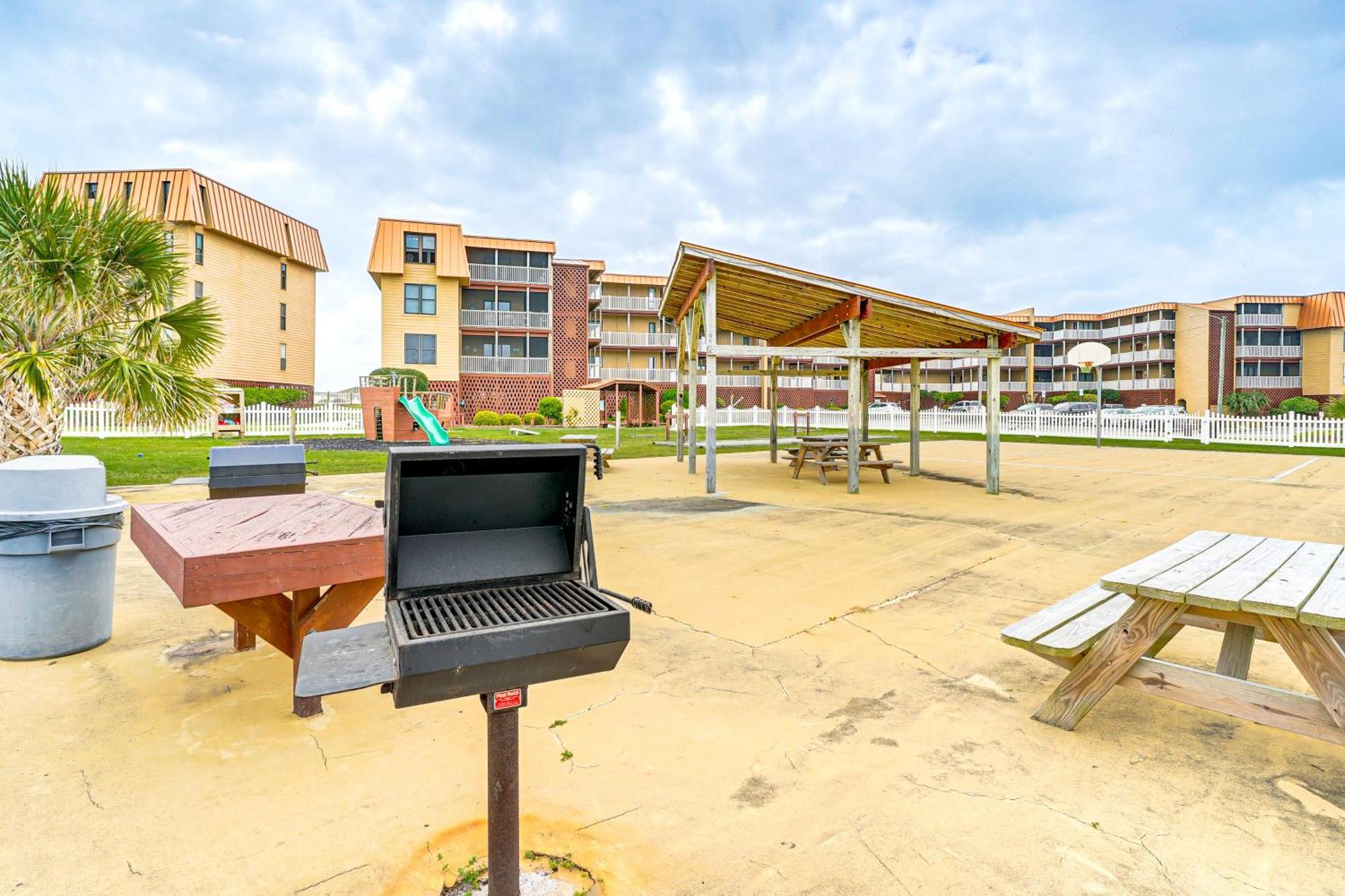 Steps To The Beach Oceanfront Condo With Lanai! ノース・トップセール・ビーチ エクステリア 写真