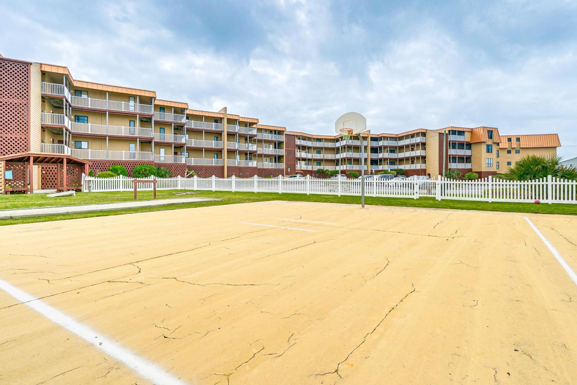 Steps To The Beach Oceanfront Condo With Lanai! ノース・トップセール・ビーチ エクステリア 写真